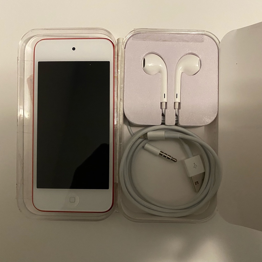 New IPod Touch 7th Generation 128GB RED product Open Box